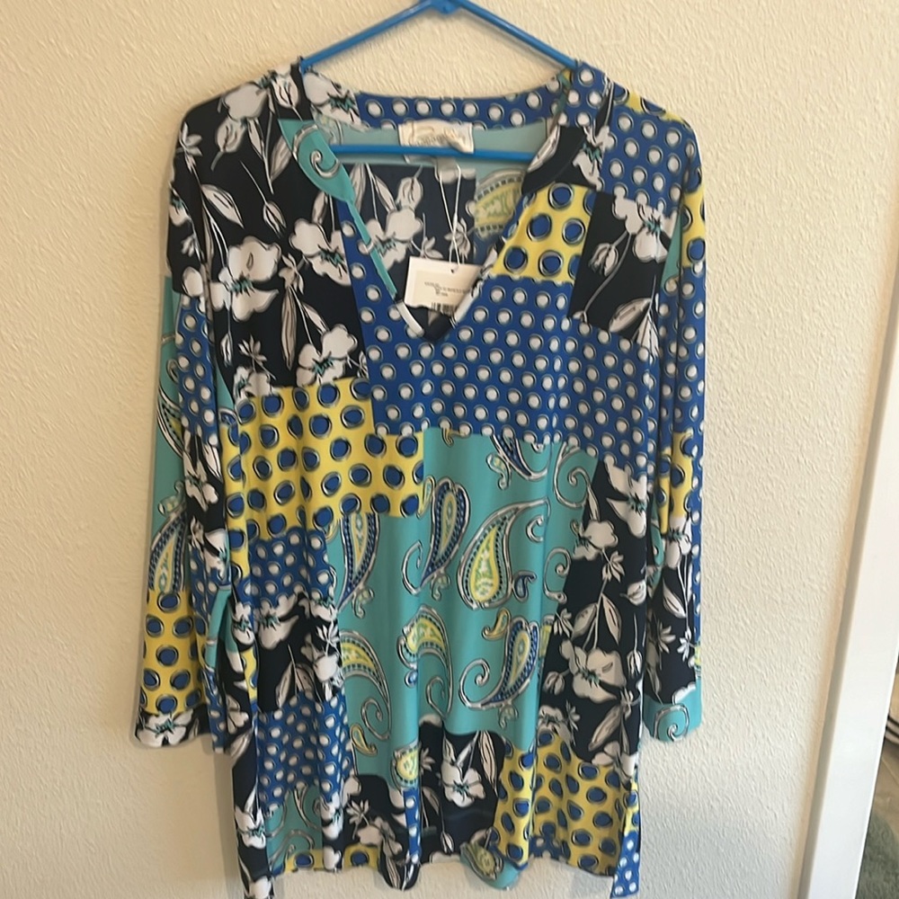 Adorable multi print top